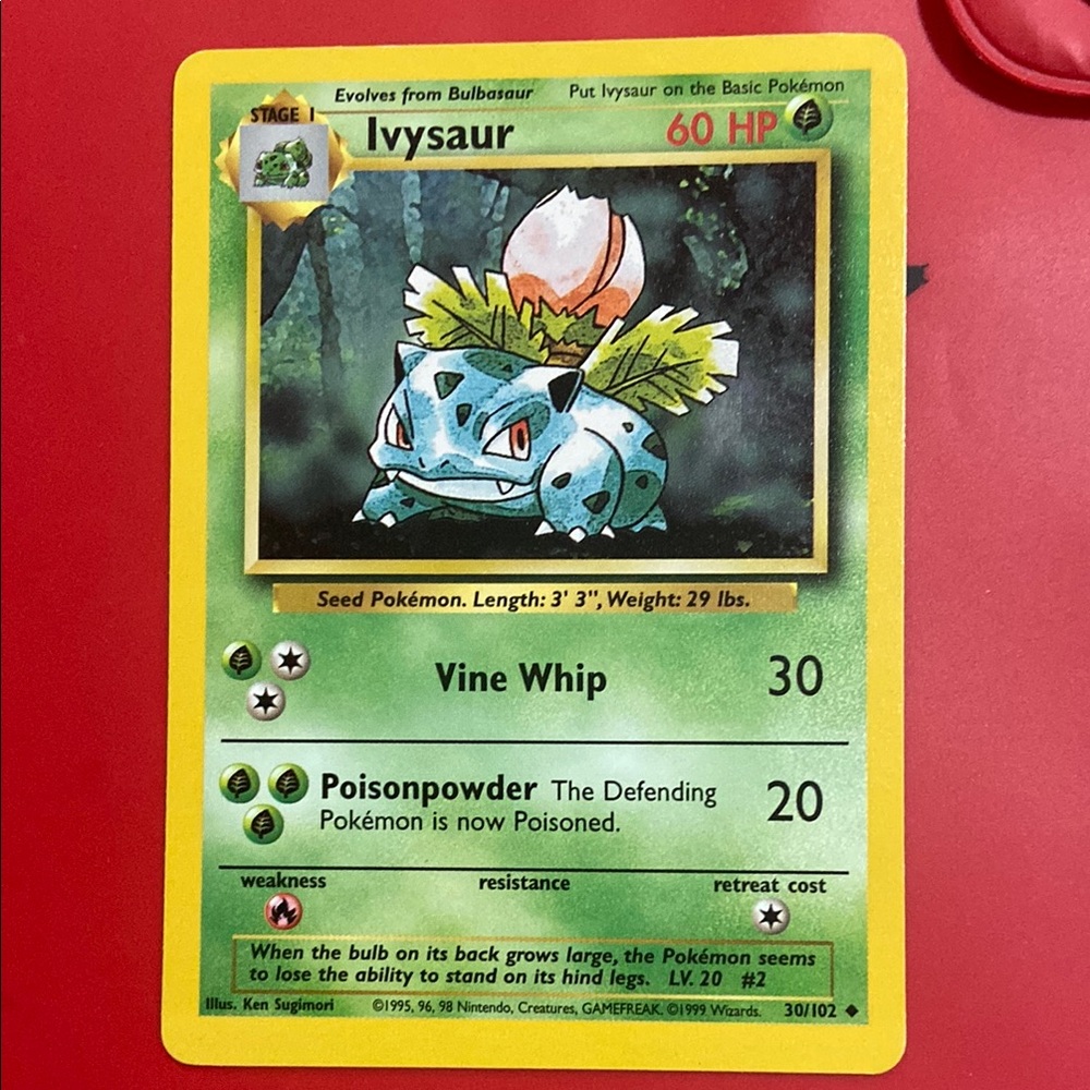 Ivysaur - 30/102 - Pokemon Base Set Unlimited Card WOTC